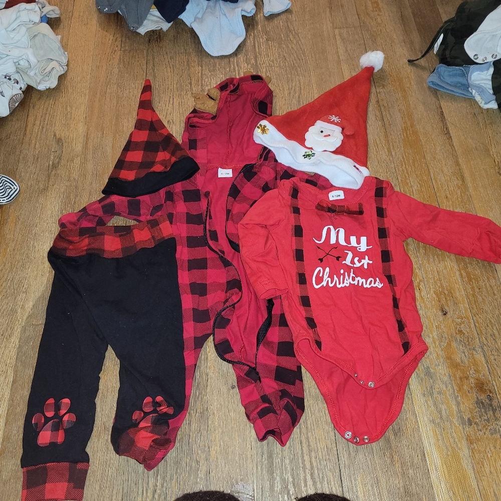 Infant baby boy Christmas clothing lot 6-12 months
